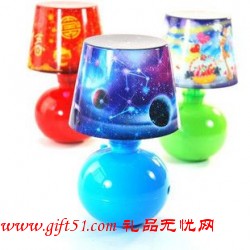 七彩夢(mèng)幻星空達(dá)人投影臺(tái)燈定制 小禮品定做