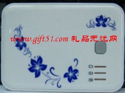 藍(lán)色青花移動(dòng)電源定制,廣州移動(dòng)電源定做